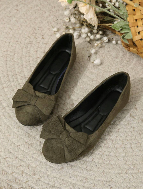 Women's Ballet Flats with Bow Detail