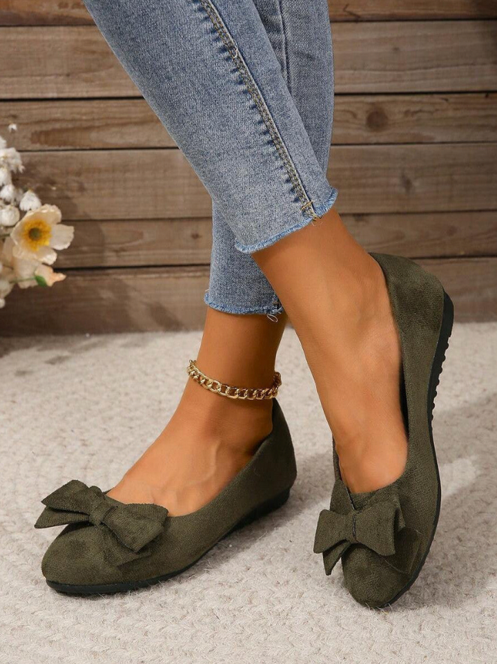 Women's Ballet Flats with Bow Detail