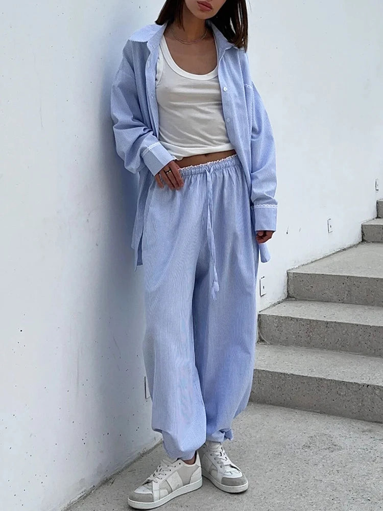 Women's Classic Two-Piece Set with Trousers