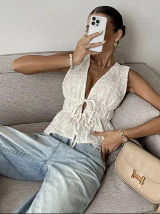 Women's Elegant V-Neck Ruffled Sleeveless Top