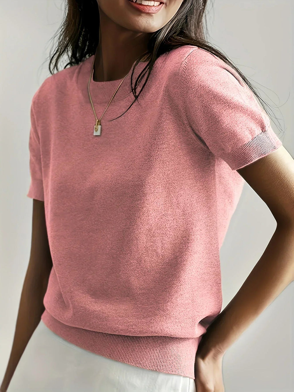 Women's Knitted Top with Short Sleeves and Round Neck