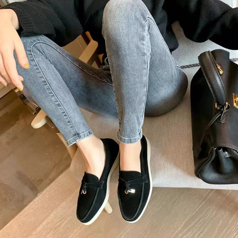 Women's Loafer with Lock Detail