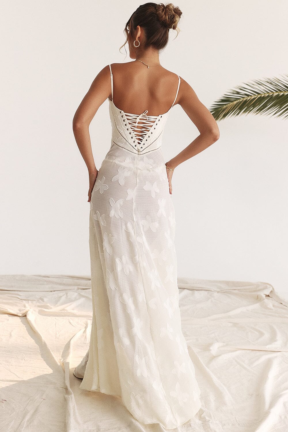 Women's Maxi Dress with Defined Waist for Summer