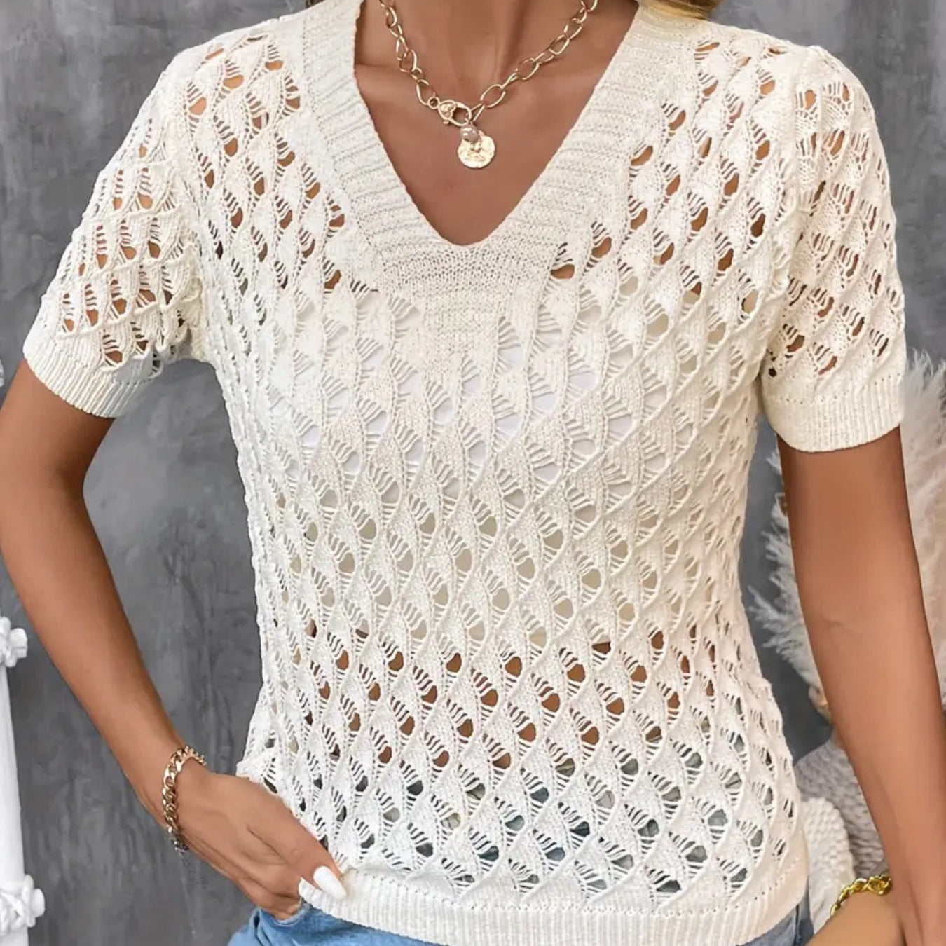Women's Plus-Size Hollow-Out Short-Sleeve Top