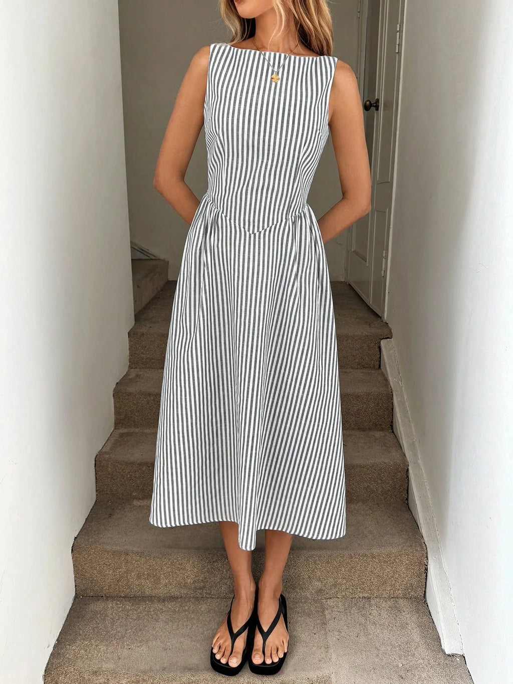 Women's Sleeveless Vertical Striped Summer Dress