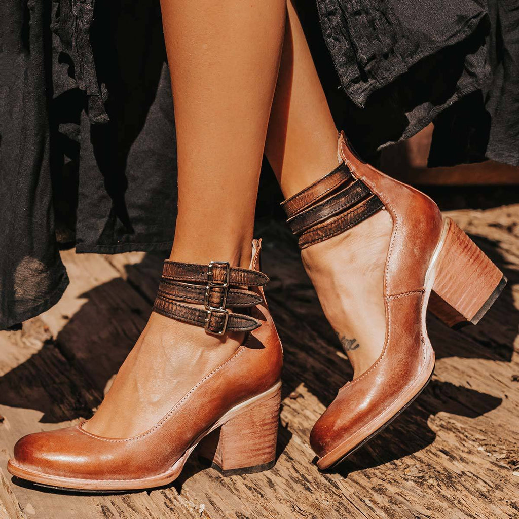 Women's Vintage Style Pumps